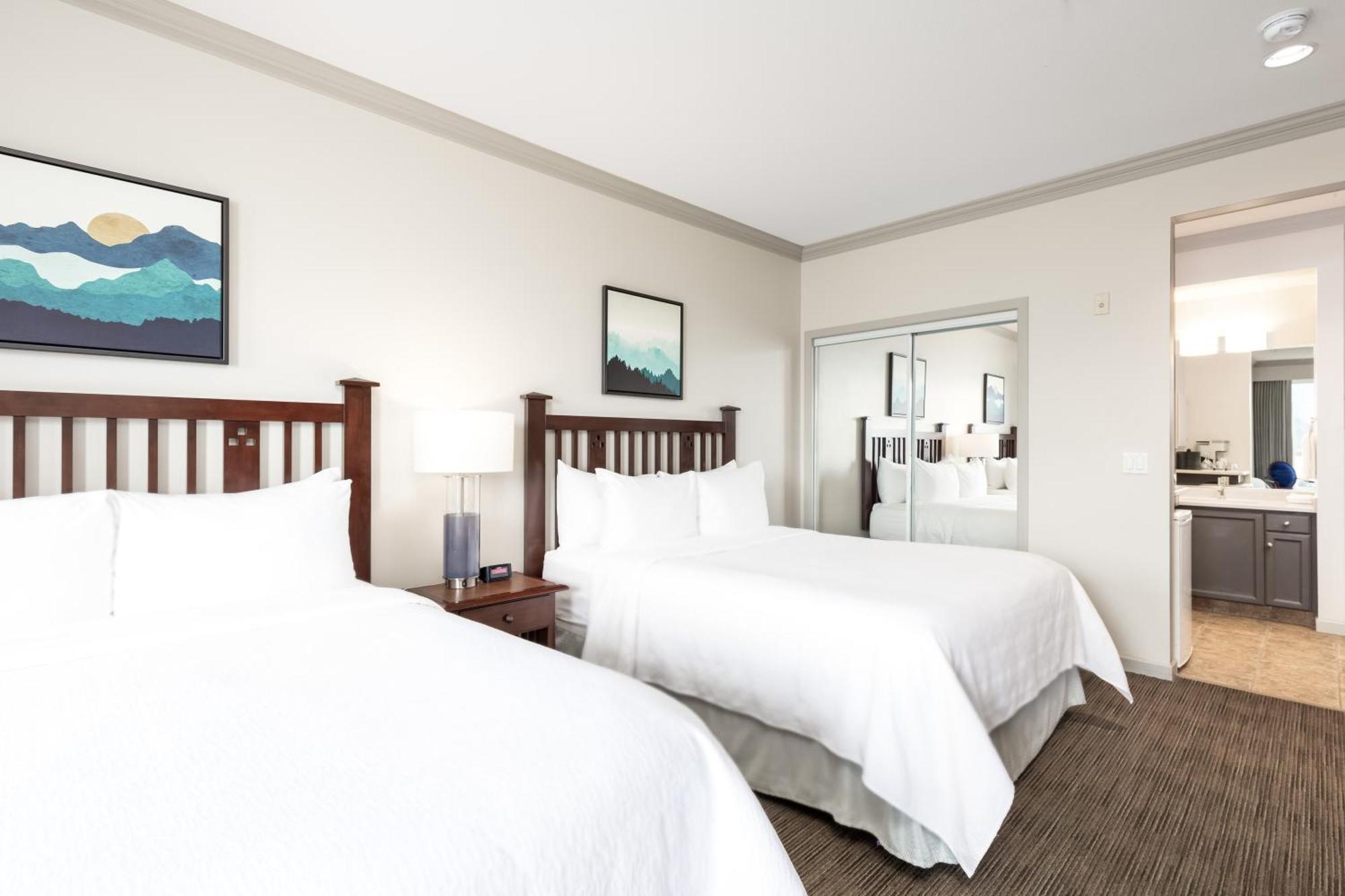 Manteo At Eldorado Resort Kelowna Bagian luar foto